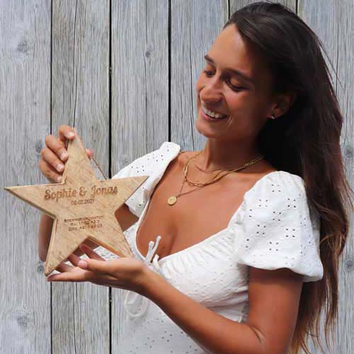 Frau-Holzstern Sterntaufe als Trauergeschenk